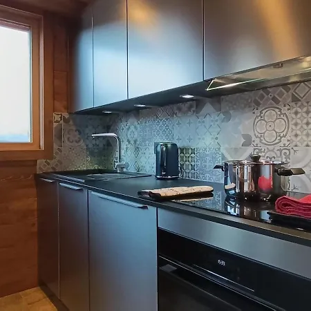 Domek alpejski De Capucine Avec Jacuzzi Et Magnifique Vue Combloux