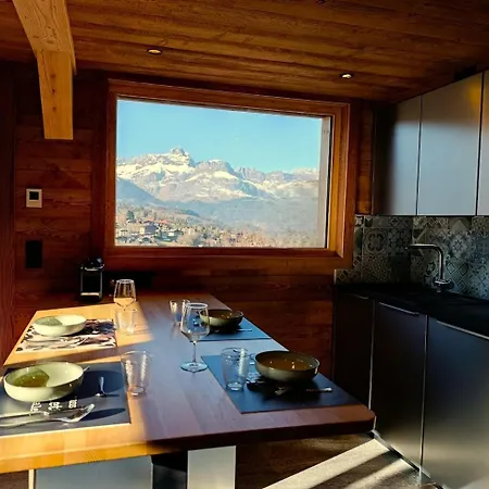 De Capucine Avec Jacuzzi Et Magnifique Vue *